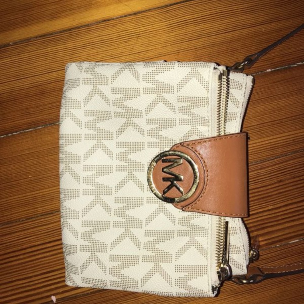 Mk Shoulder bag